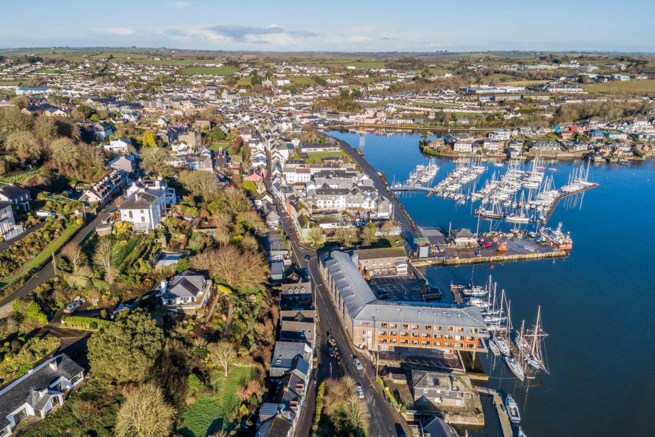 Ocean View,Kinsale, Hosted By Exquisite Holiday Homes, Sleeps 22 Exterior foto